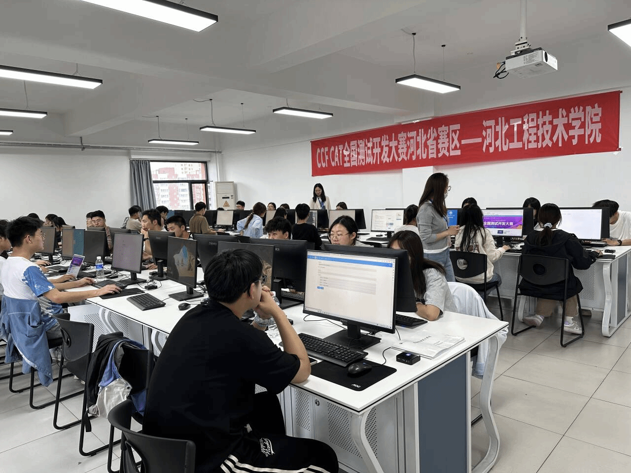 河北工程技术学院网络空间安全学院成功承办2024年度中国计算机应用技术大赛全国测试开发大赛河北省选拔赛